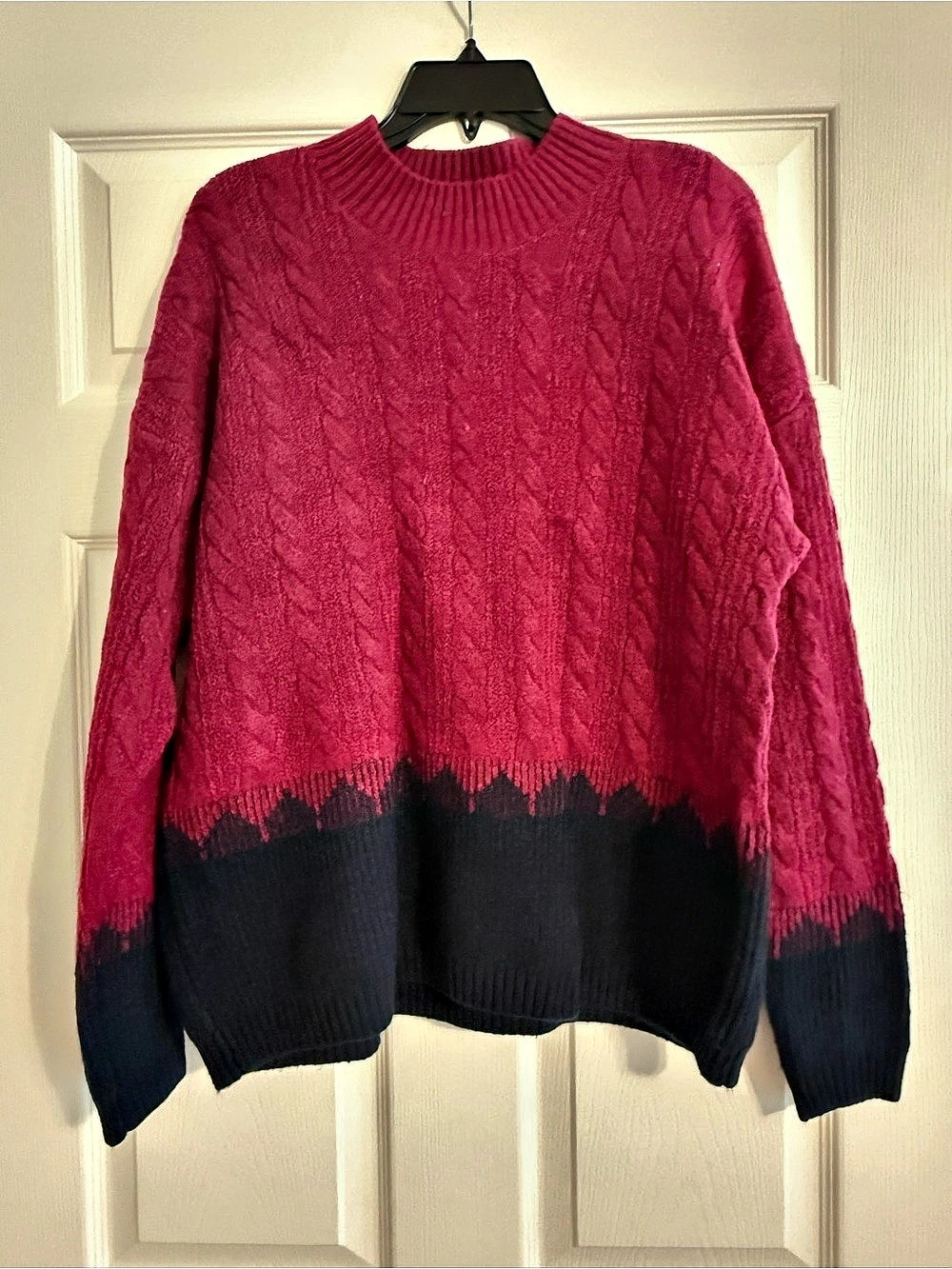 Liz Claiborne Cable Knit Pink and Navy Sweater XL